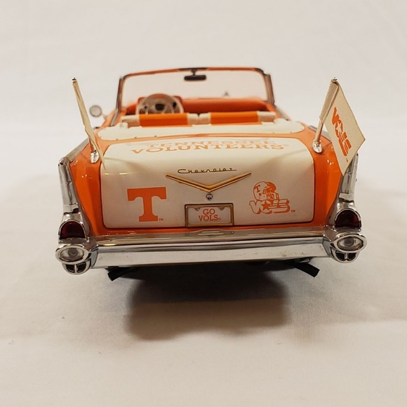 Danbury Mint UT 1957 Chevy Bel Air - Picture 4 of 8